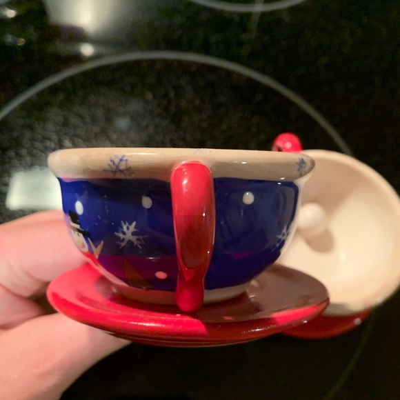 Set of 2 Avon Christmas Glass Coffee Mugs Decor - Picture 7 of 12